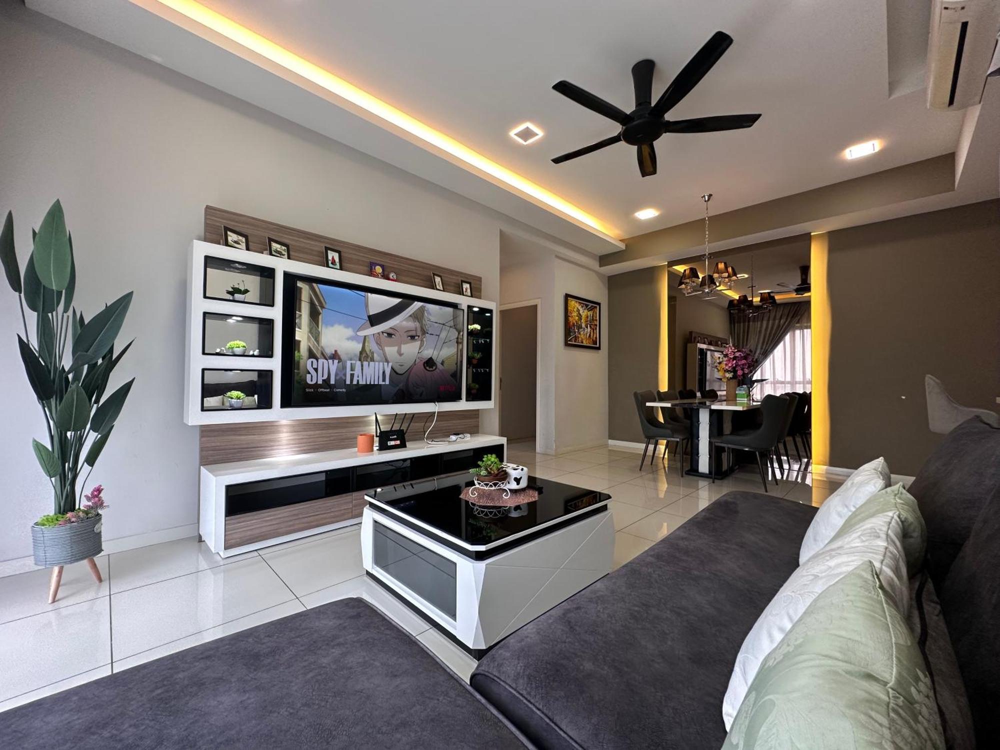 Takuro Homestay Петалинг-Джая Экстерьер фото