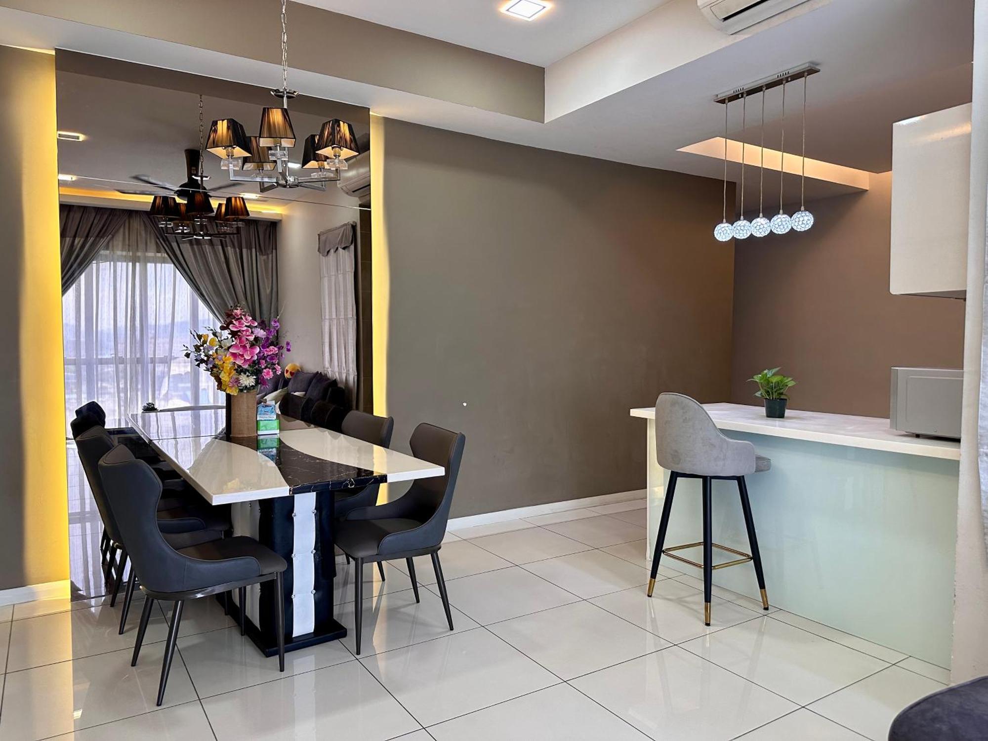 Takuro Homestay Петалинг-Джая Экстерьер фото